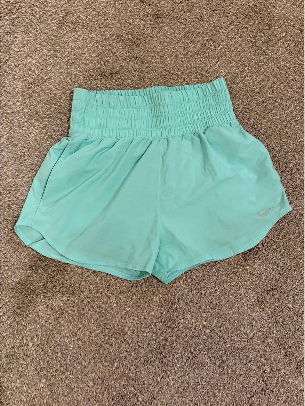 Nike Dri-FIT Women’s Mint Green Running Shorts Medium